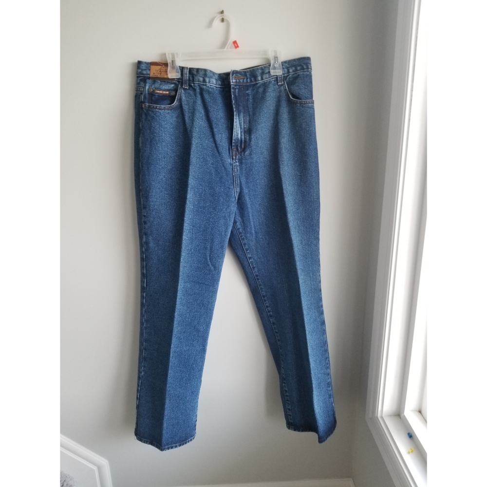 MENS SIZE 38 BRAND NEW BLUE JEANS